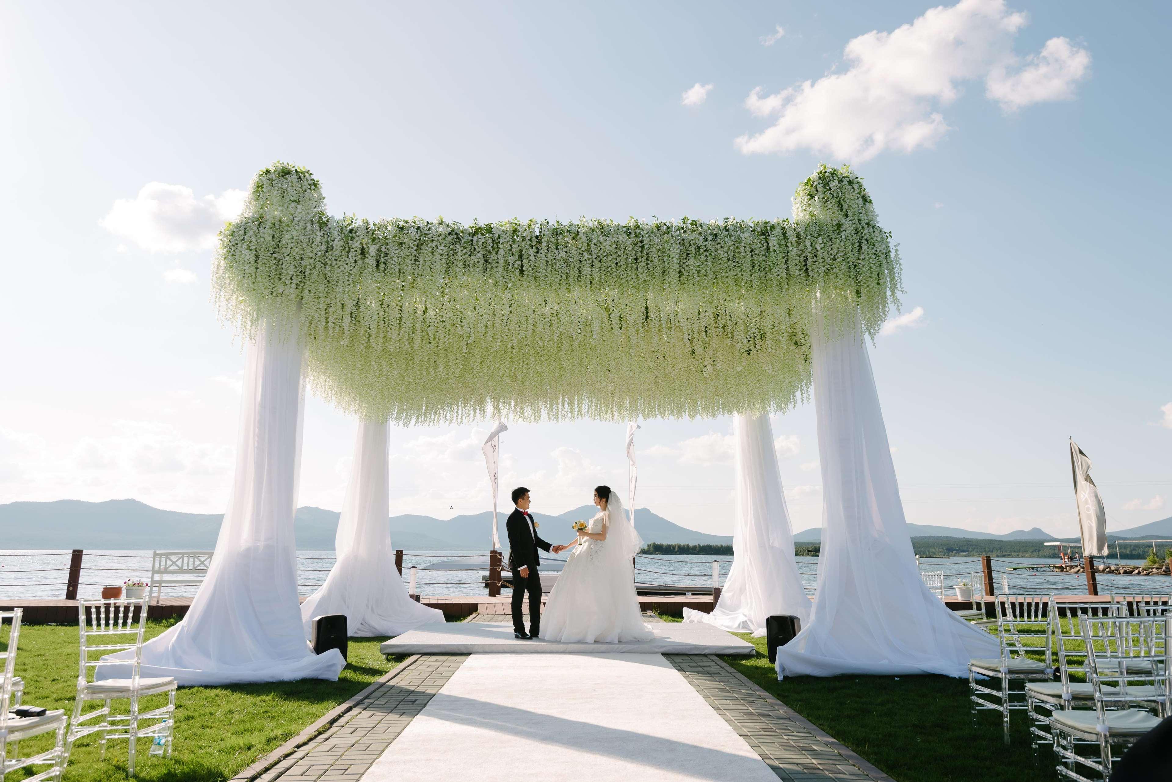Hotel Rixos Borovoe Shchūchīnsk Exterior foto A wedding canopy